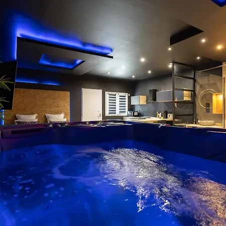 Le Pont Des Amoureux Jacuzzi Wifi * Cournon-d'Auvergne