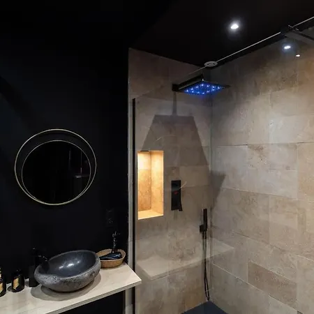 Lägenhet Le Pont Des Amoureux Jacuzzi Wifi *